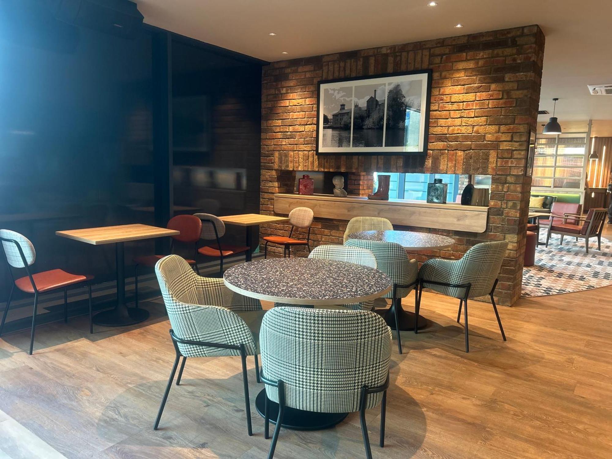 B&B Hotel Derby Hotel 3*